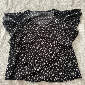 SHEIN Black and White Floral Blouse
